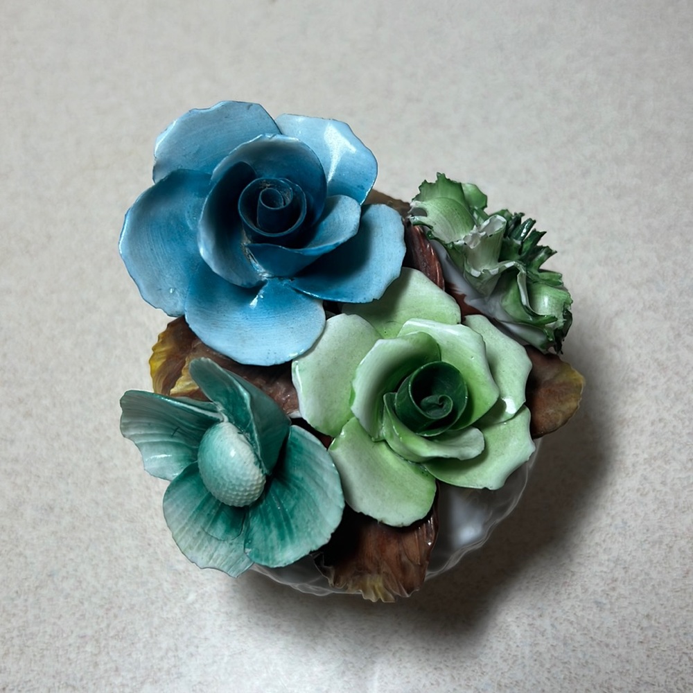 Radner Bone China floral Bouquet